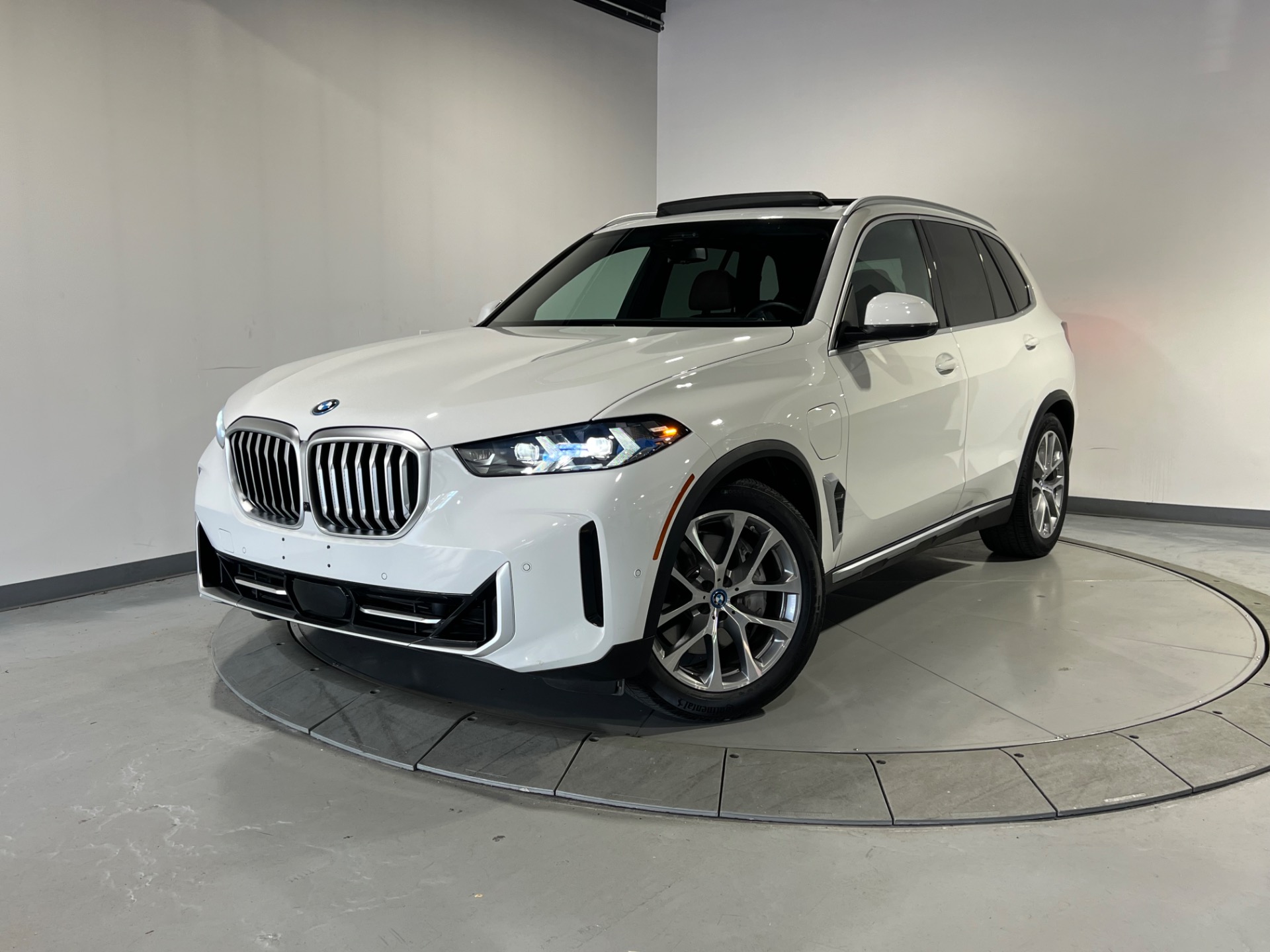 BMW X5 50e Hybrid AWD